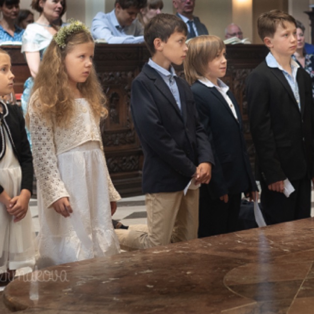 bile pozadi-0121.jpeg bile pozadi-0121.jpeg